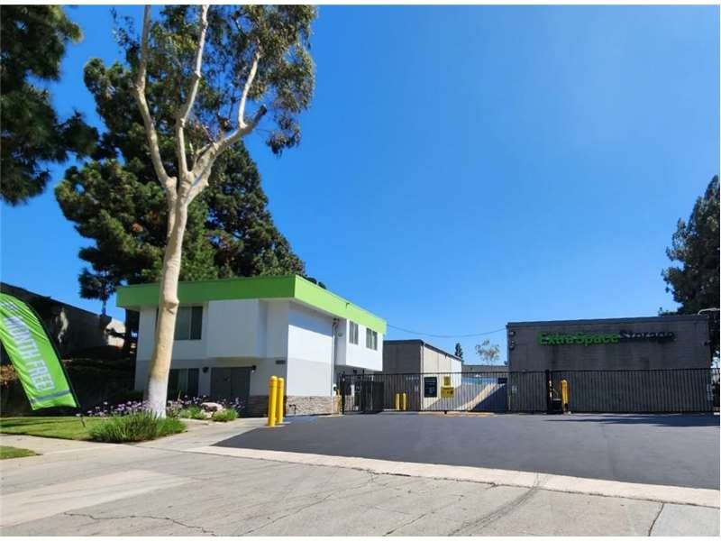 Extra Space Storage facility on 5450 S Slauson Ave - Culver City, CA
