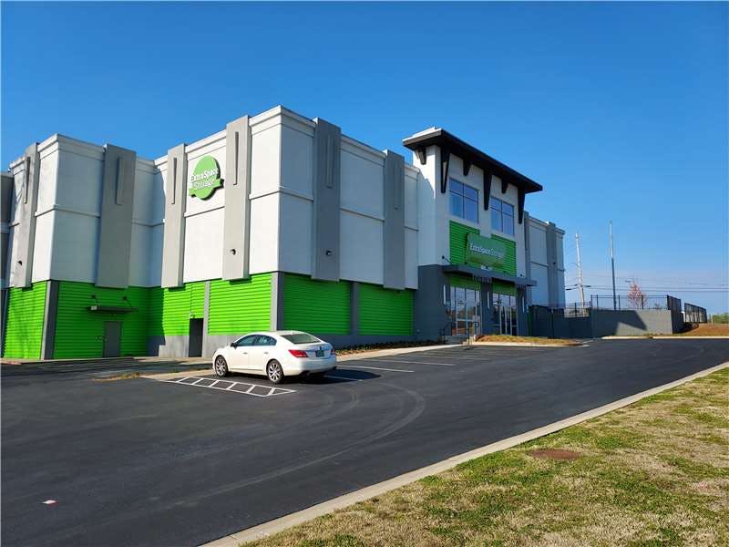 Extra Space Storage facility on 786 Cleveland Ave SW - Atlanta, GA