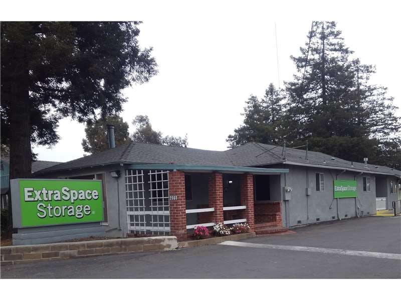 Extra Space Storage facility on 2868 Dutton Meadow - Santa Rosa, CA