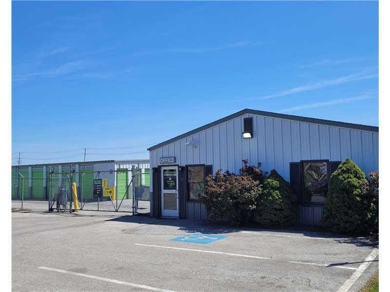 Extra Space Storage facility on 900 Vogelsong Rd - York, PA