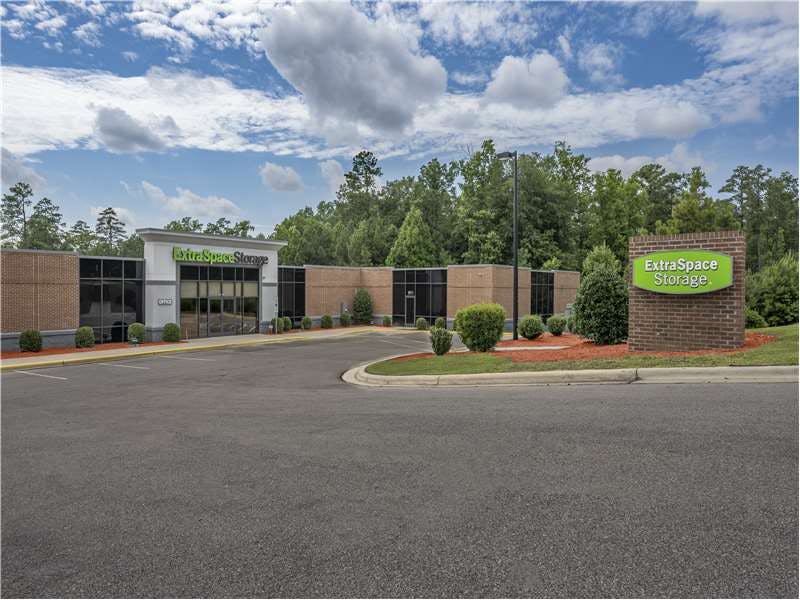 Extra Space Storage facility on 3701 NC-55 - Cary, NC