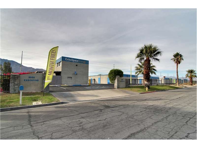 Extra Space Storage facility on 2055 Executive Dr - Palm Springs, CA