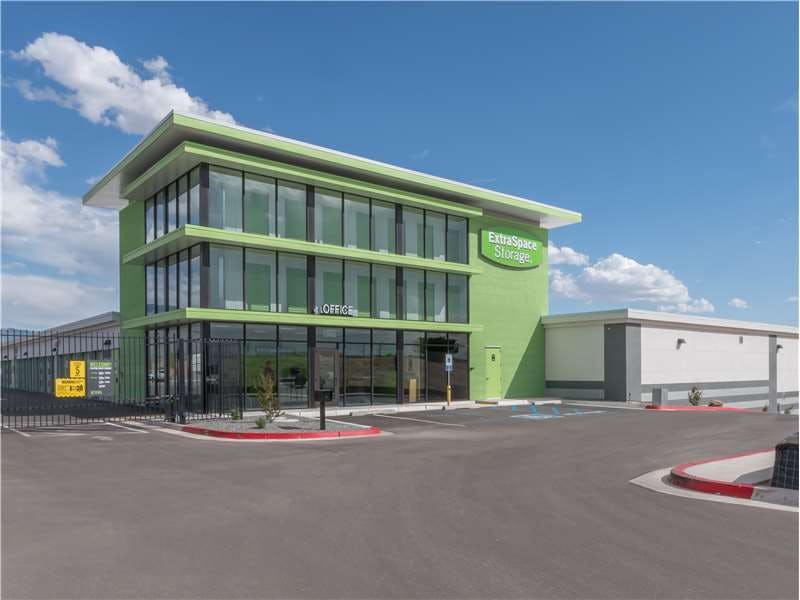Extra Space Storage facility on 1060 NM-528 NE - Rio Rancho, NM