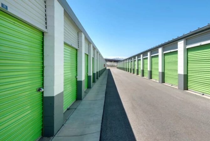 Featured Image for How Storage Auctions Work