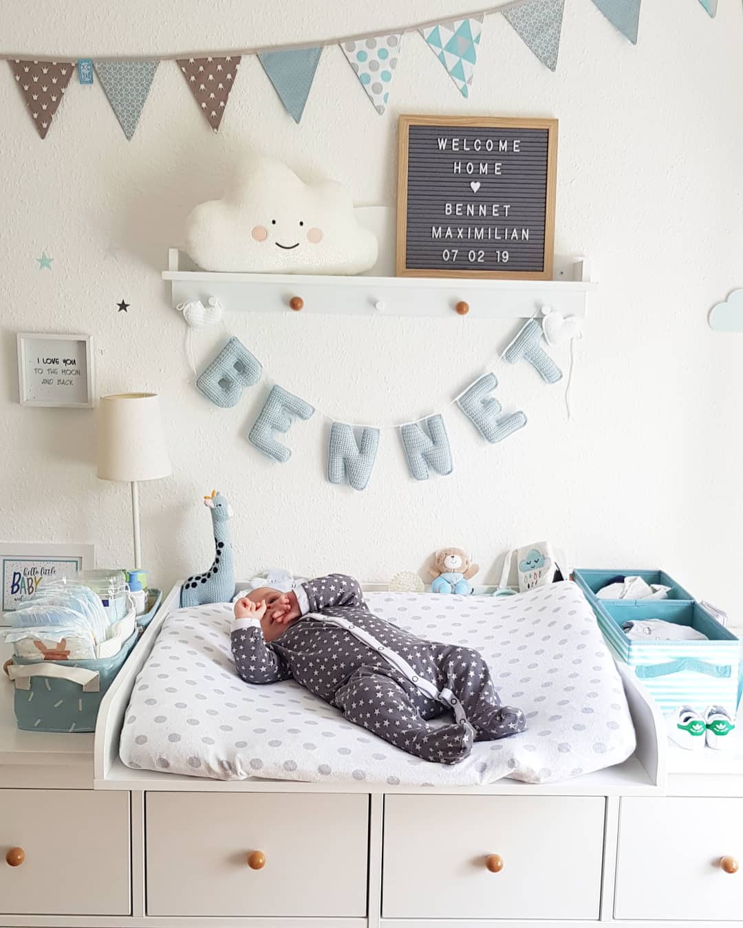 Baby on changing station furniture. Photo by Instagram user @saraliie