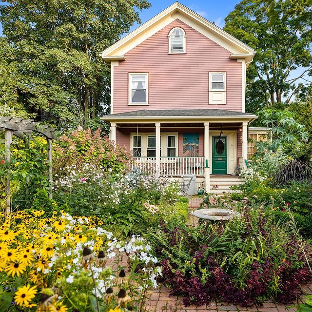 Two-story home in Jamaica Plain, Boston. Photo by Instagram user @ericweiboston