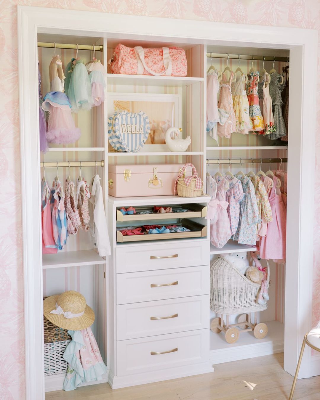 baby room closet. Photo by Instagram photographer @mckennableu