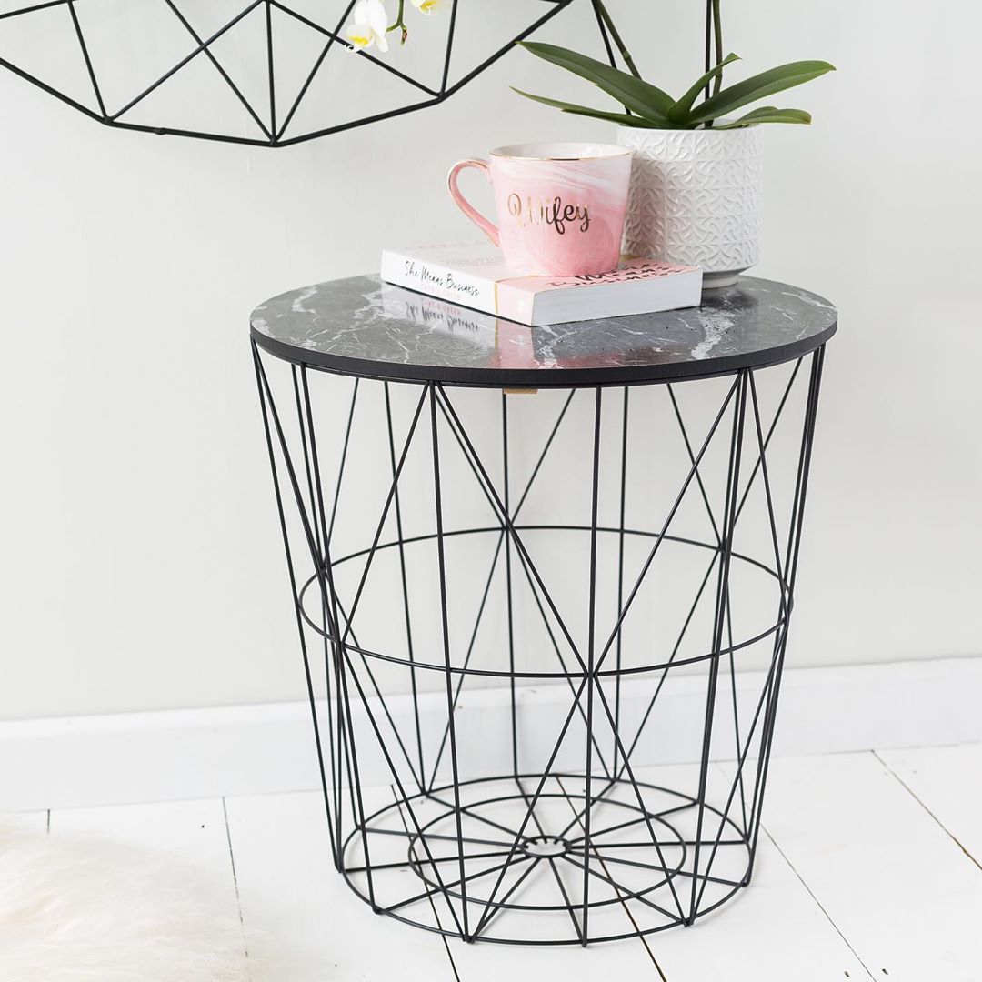 Wire end table. Photo by Instagram user @loveuniquehome