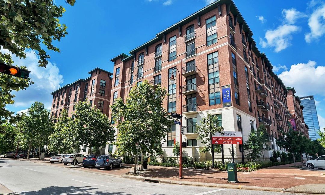 Modern, luxury brick style apartments with balconies. Photo by Instagram user @thefingercompanies_