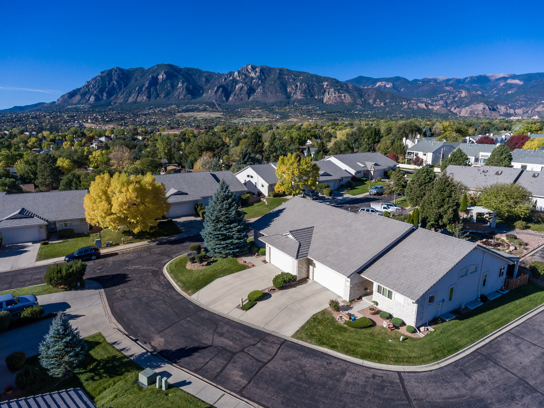 Professional real estate drone photo of house exterior taken by SoCo Home Photograph