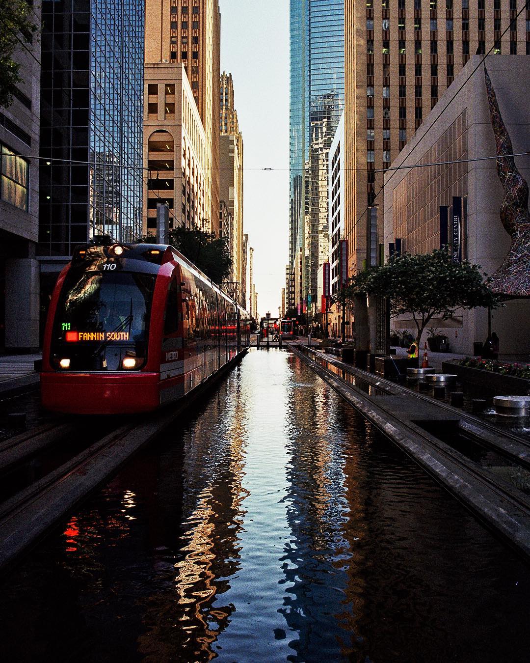 Looking down a canal in downtown houston where two amtracks travel. Photo by Instagram user @6th.man