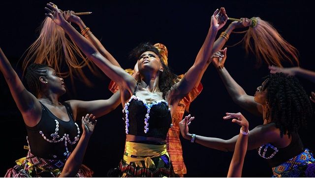 Dancer for the Annual Kwanza Celebration performing. Photo by Instagram user @welcometoharlem