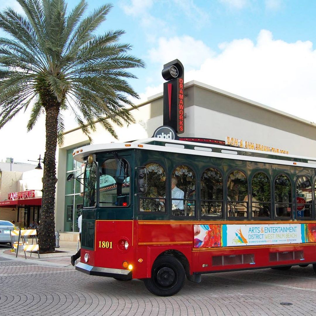 Trolley's Running in West Palm Beach. Photo by Instagram user @visitorcenterwpb