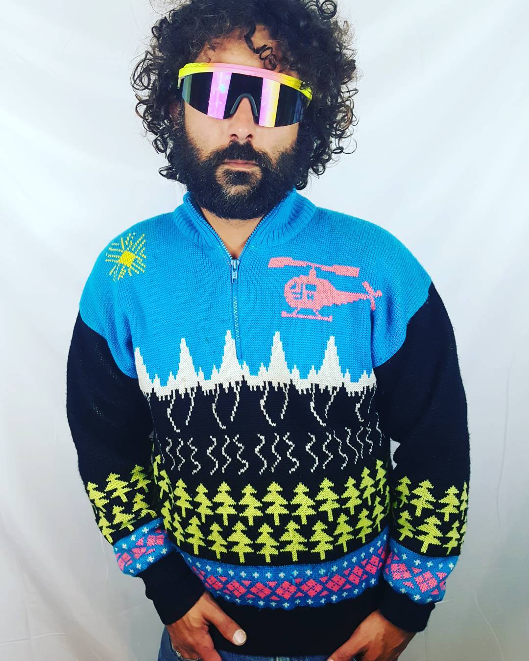 Man Wearing Creative Vintage Sweater. Photo by Instagram user @rogueretrovintage