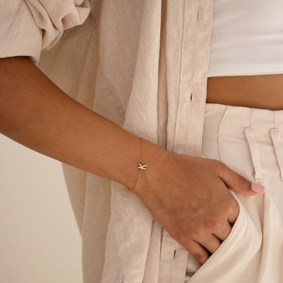 Woman Wearing Small Bracelet from CaitlynMinimalist Etsy Shop. Photo by Instagram user @caitlynminimalist