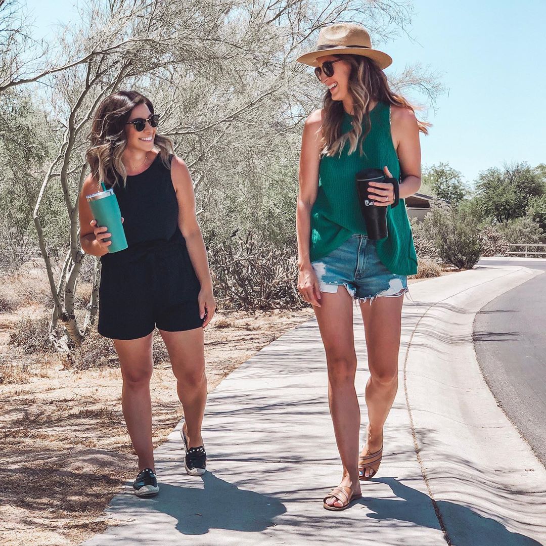 Two young women going for a walk in Arizona neighborhood. Photo by Instagram user @something.sisterly