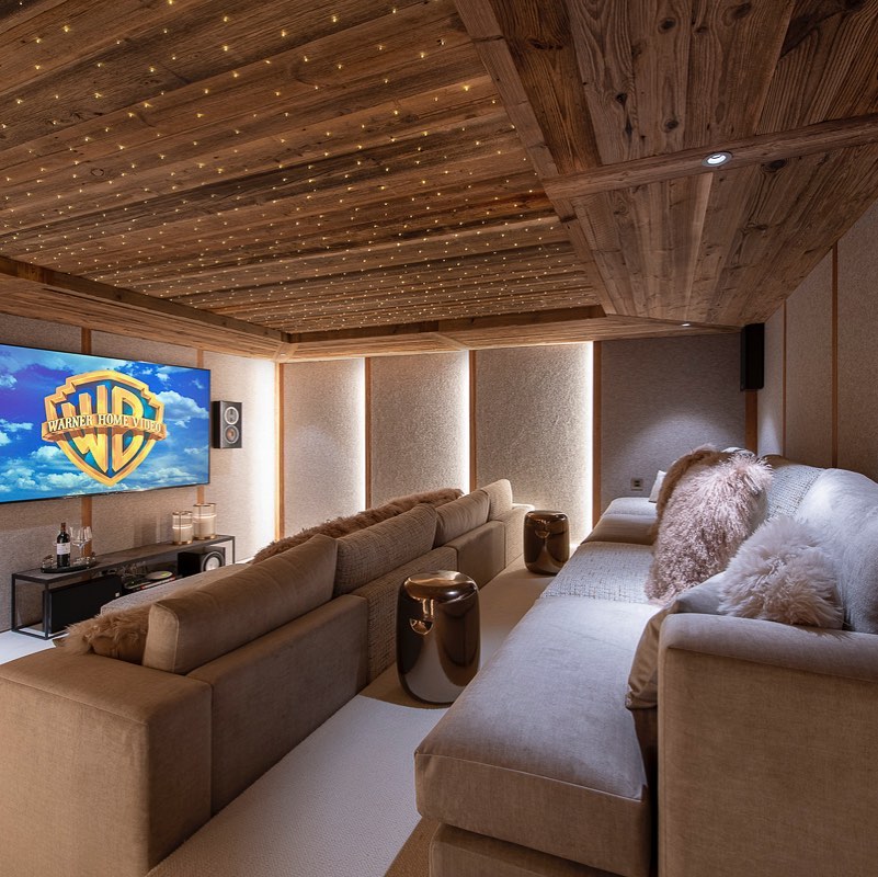 Home Theater Room with Large Smart TV. Instagram Photo by @du.roc