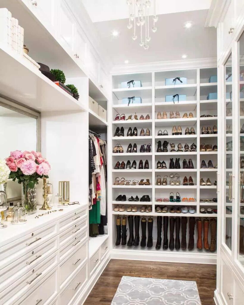 How to Design & Organize Your Dream Closet | Extra Space Storage