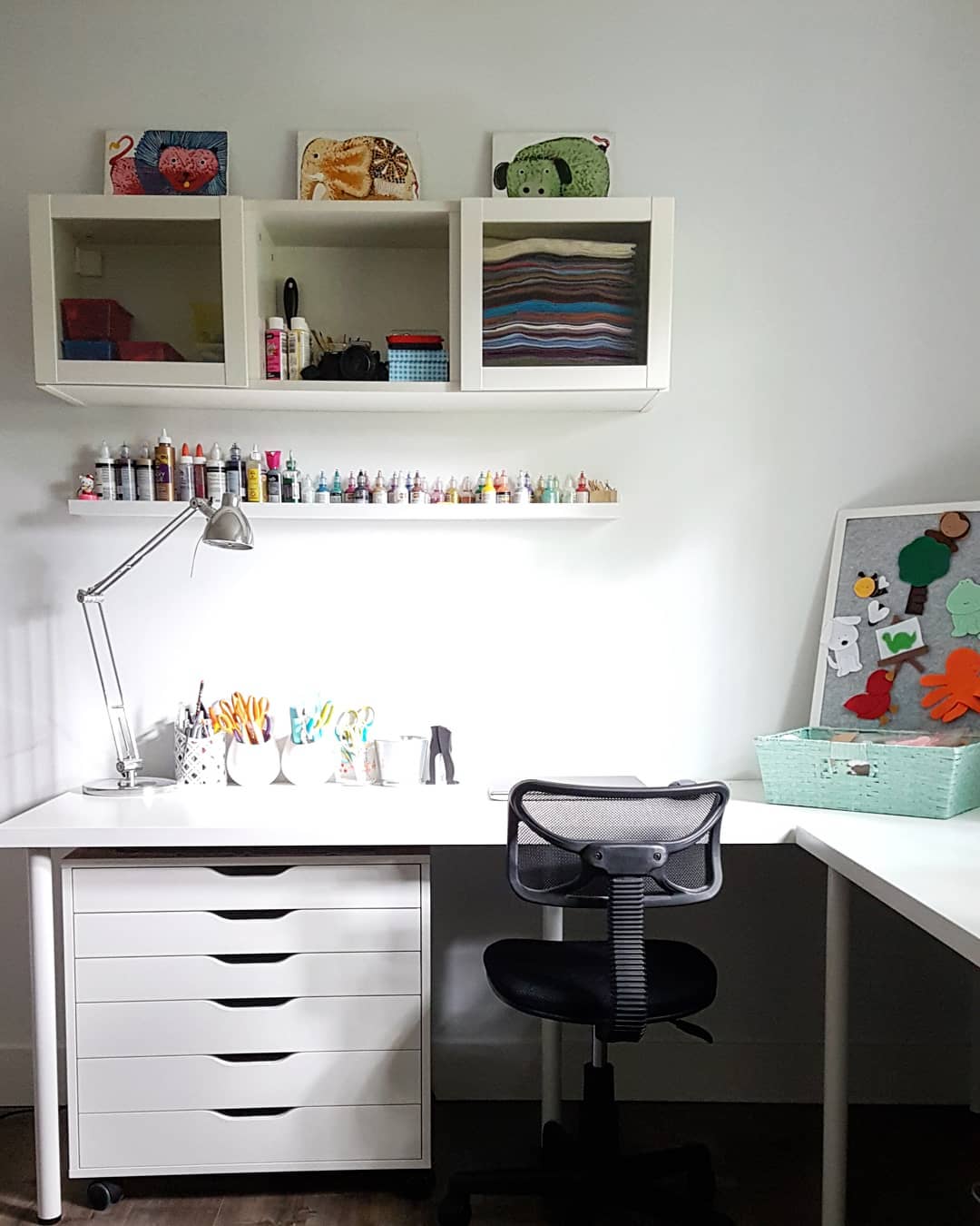 How to Create a Craft Area in a Small Space