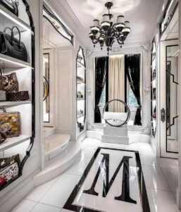 How to Design & Organize Your Dream Closet | Extra Space Storage