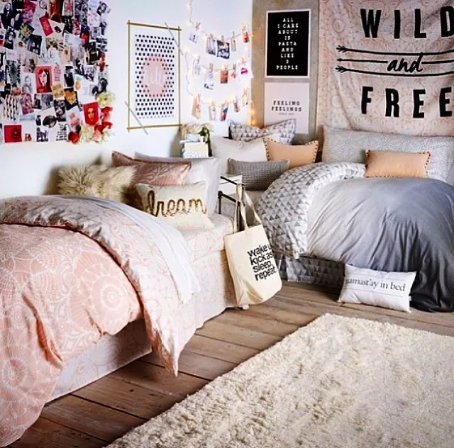 https://www.extraspace.com/blog/wp-content/uploads/2018/01/shared-kids-room-ideas-individuality-design.jpg.webp