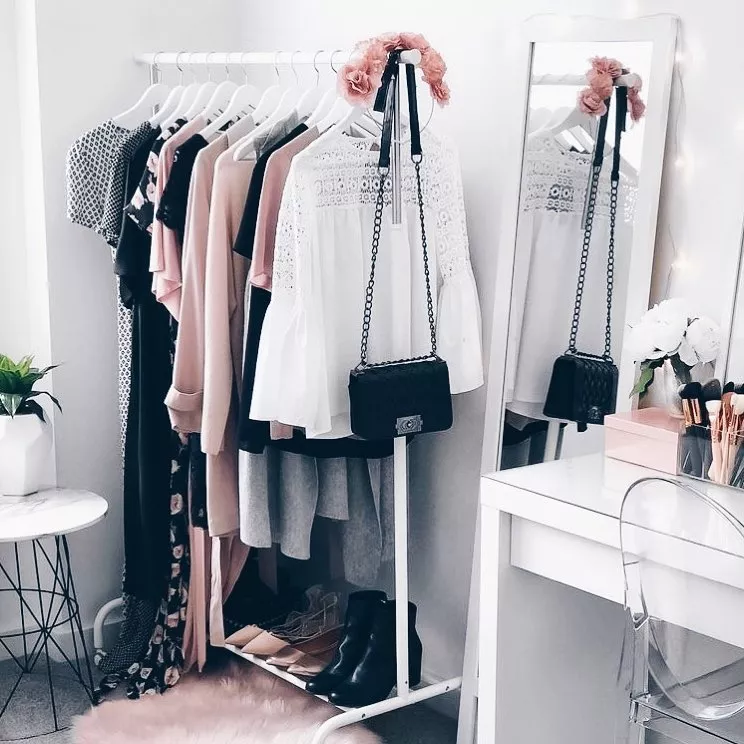 Small bedroom clothes rack cheap