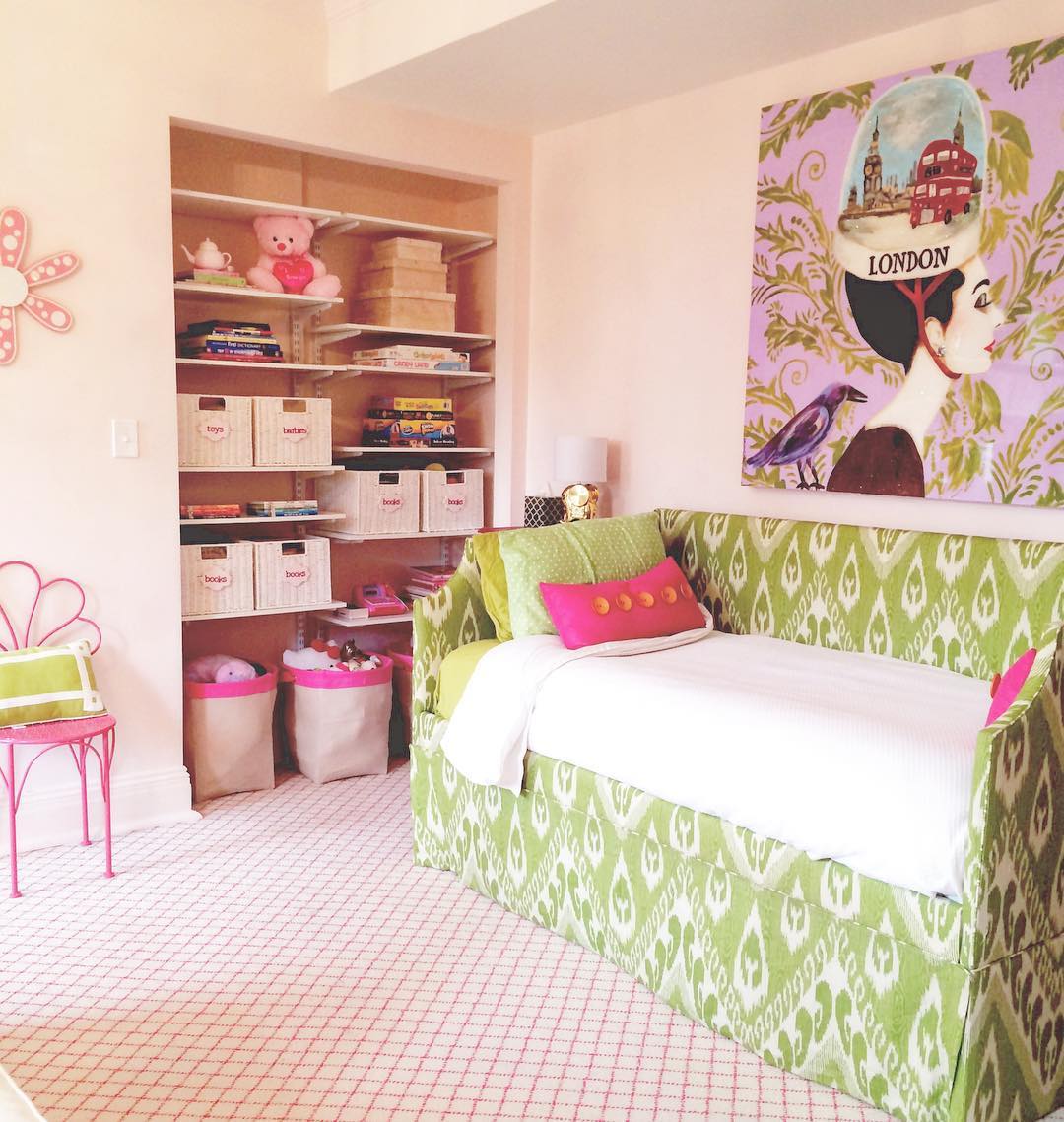 14 Small Kids Room Design Ideas & Storage Tips 🧸