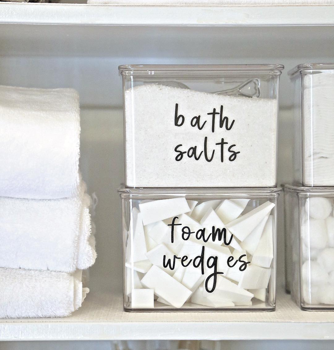 Labeled Containers for Bath Salts and Foam Wedges. Photo by Instagram user @thecreativity exchange