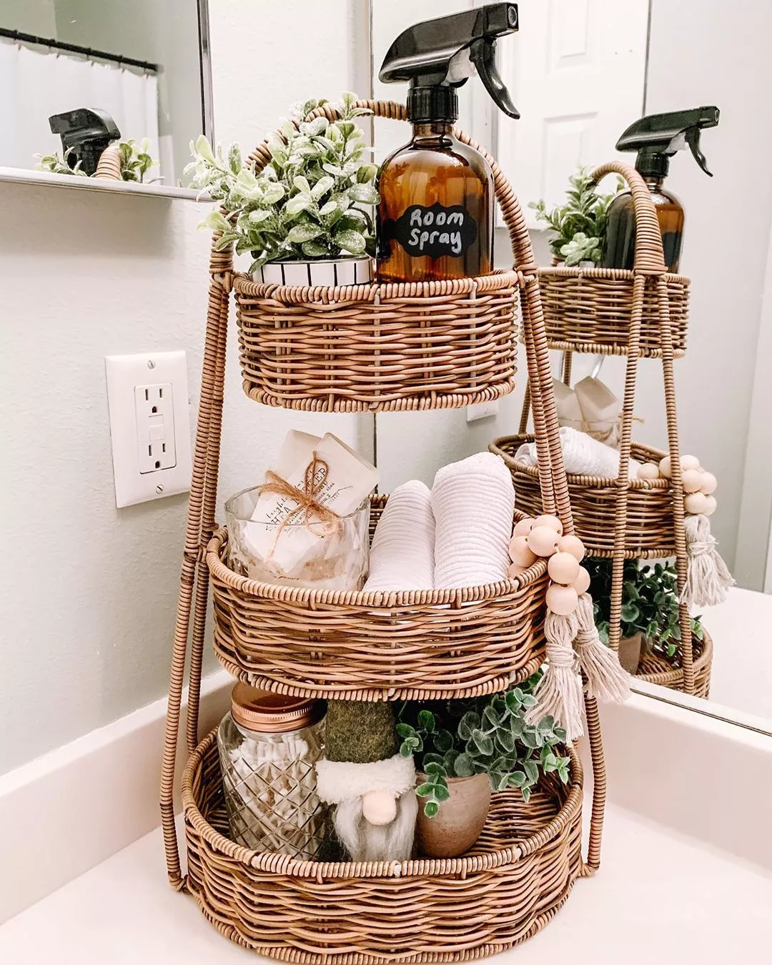 Bathroom Organization Ideas for Your Apartment