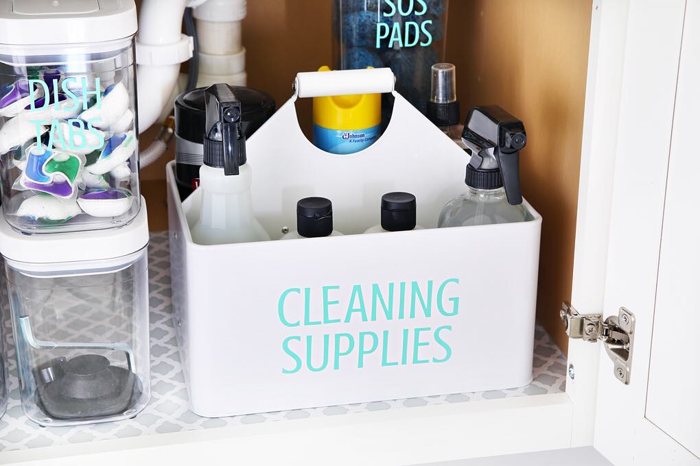 How to Organize Bathroom Cleaning Supplies