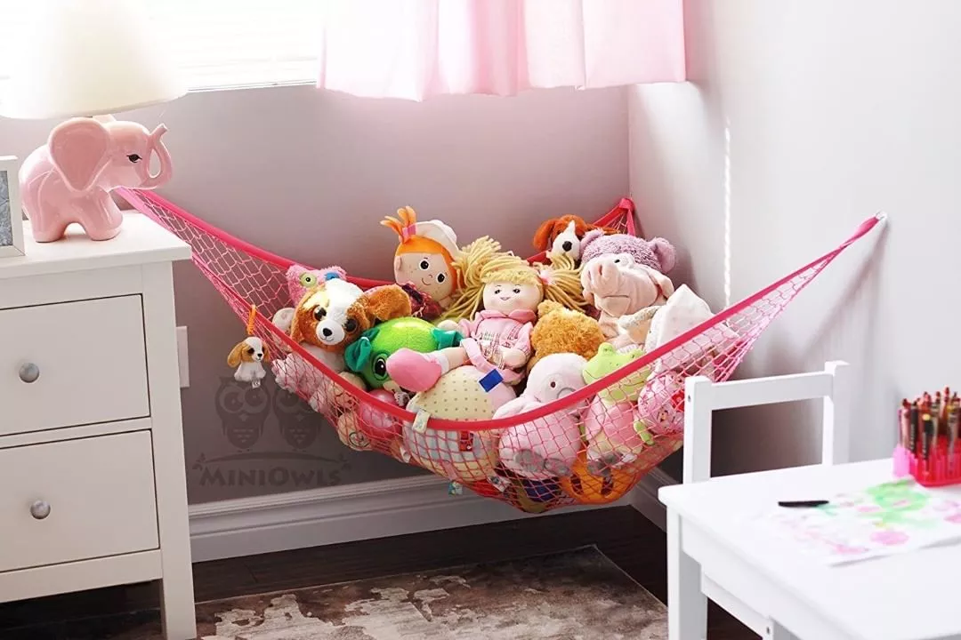 Hanging storage for shop kids