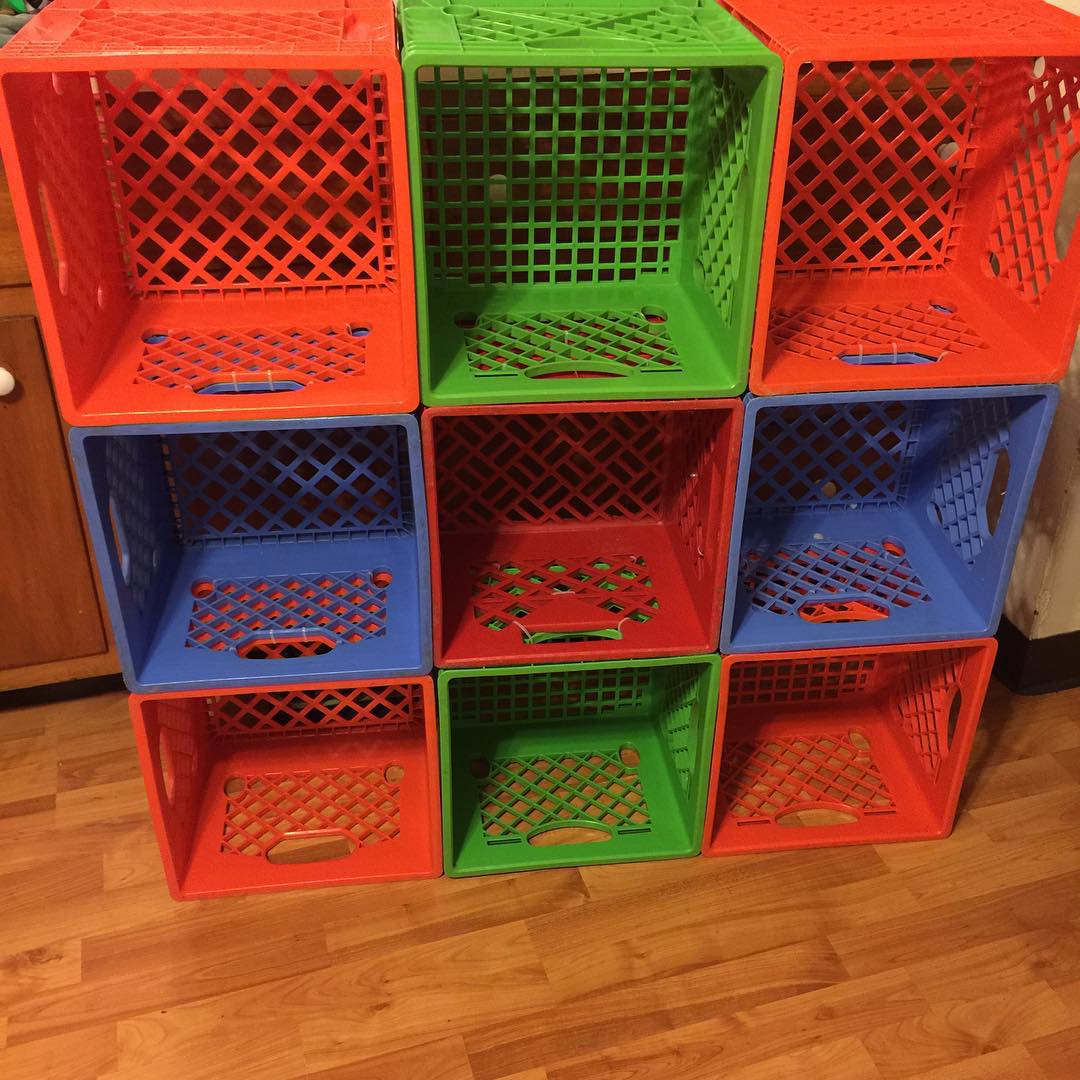 Milk Crates Repurposed as Storage for Kids Toys. Photo by Instagram user @alb_1987