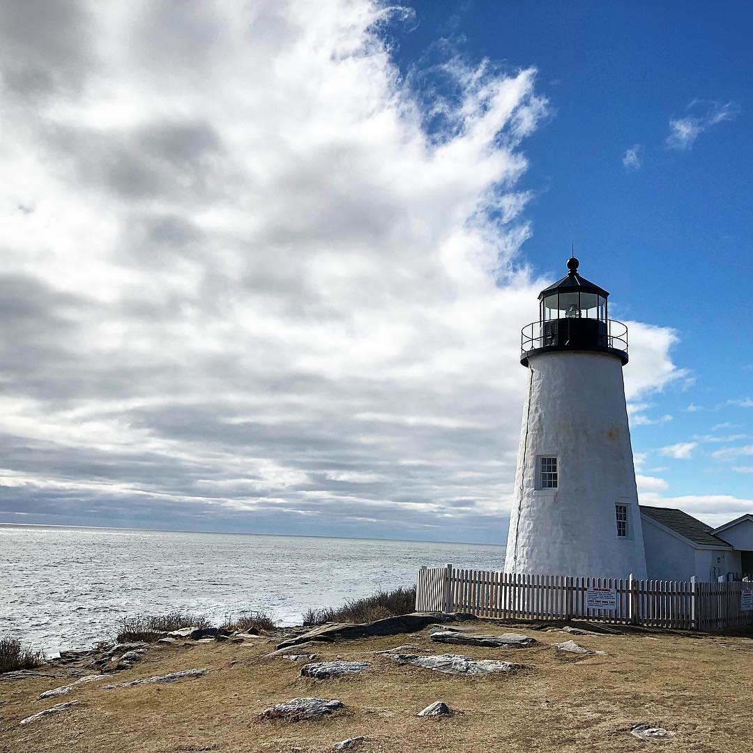 Lighthouse by the Bay at Pemaquid Point. Photo by Instagram user @kerfuffle_slug