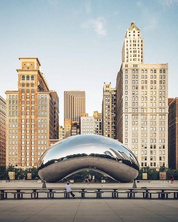 The Bean in Downtown Chicago. Photo by Instagram user @rockthetraveller