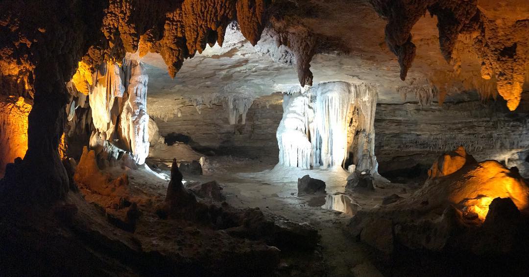 Inside of the Fantastic Caverns in Springfield, MO. Photo by Instagram user @adrianakxoxo