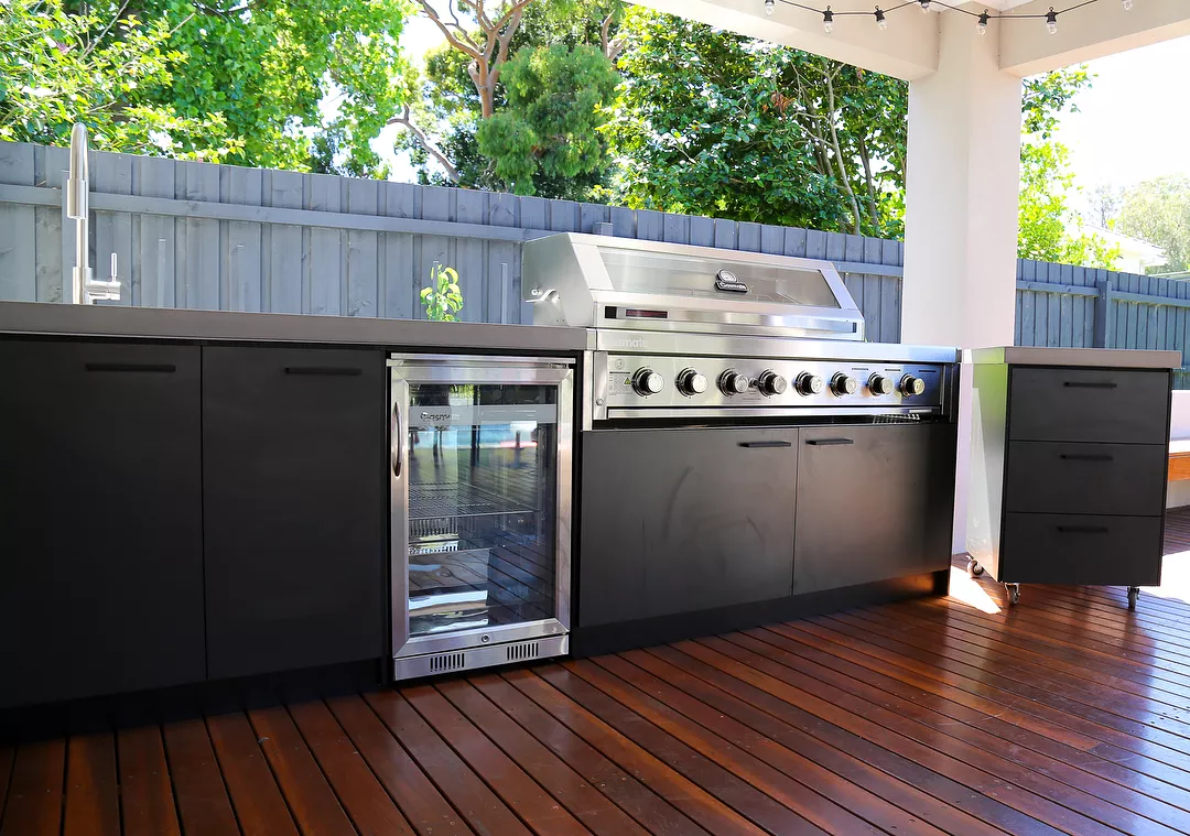 small outdoor refrigerator cabinets