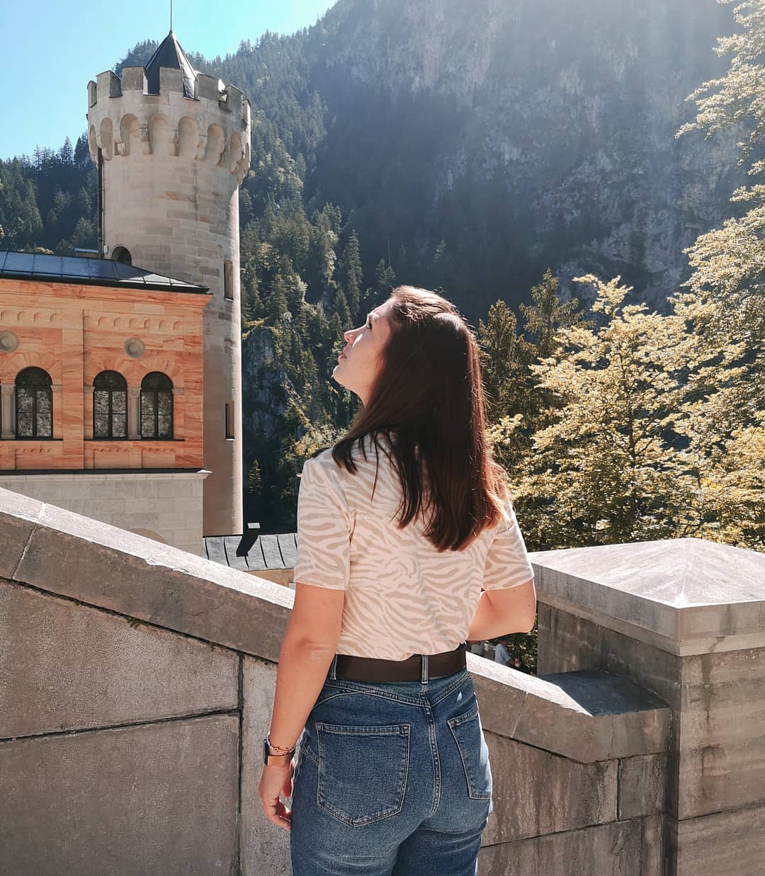 Woman Exploring a Castle in Sweden. Photo by Instagram user @fromsarawithlove_