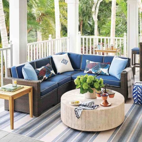 How to Create an Outdoor Living Space in a Small Backyard | Extra Space Storage