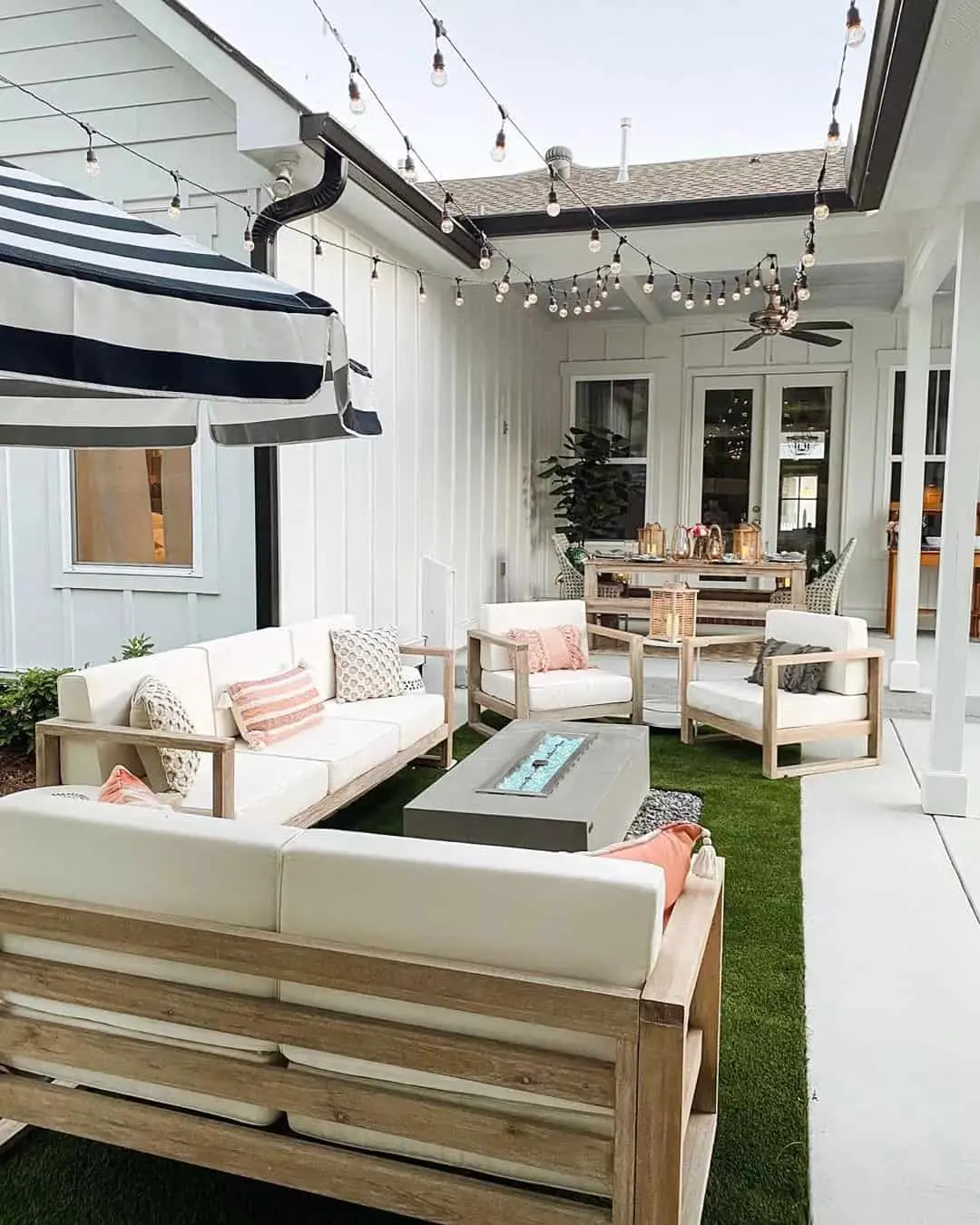 Outdoor Living Room Sets