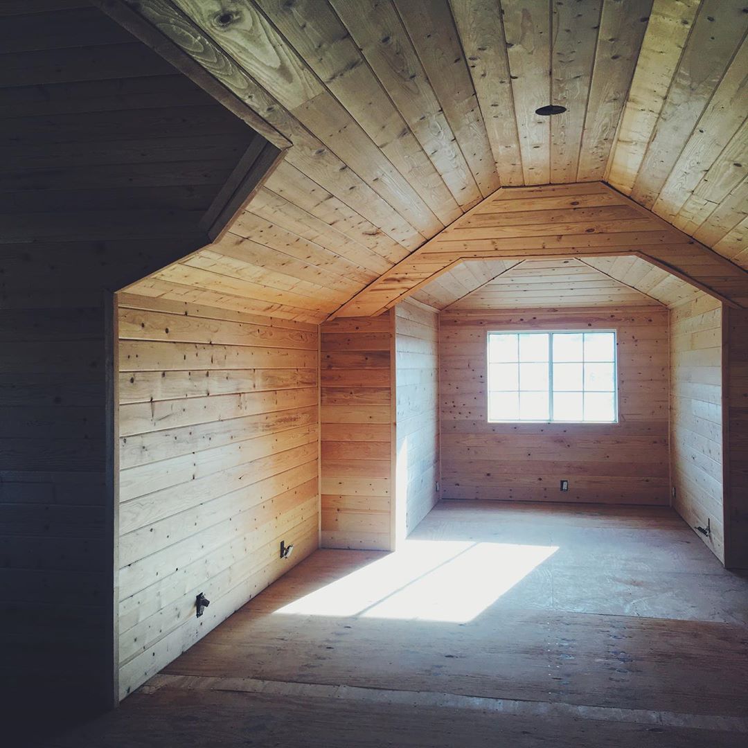 Clean wooden attic space. Photo by Instagram user @jason_steady