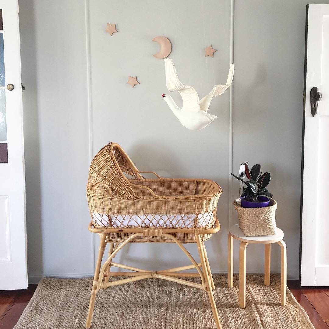 Bassinet in nook. Photo by Instagram user @luxebabylove