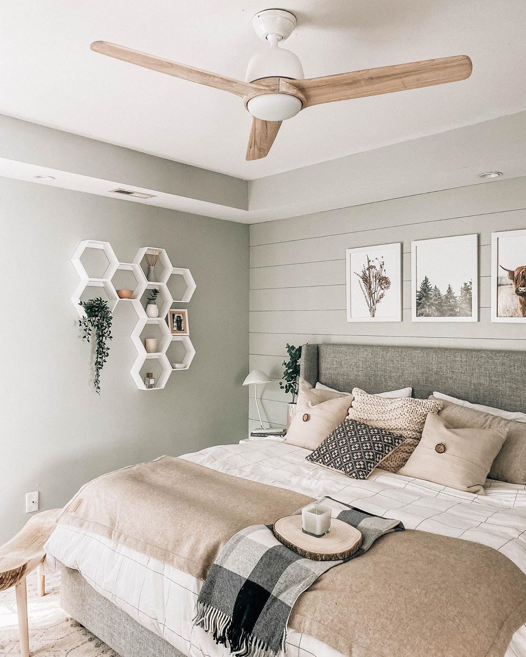 Ceiling fan in master bedroom. Photo by Instagram user @prettyinthepines