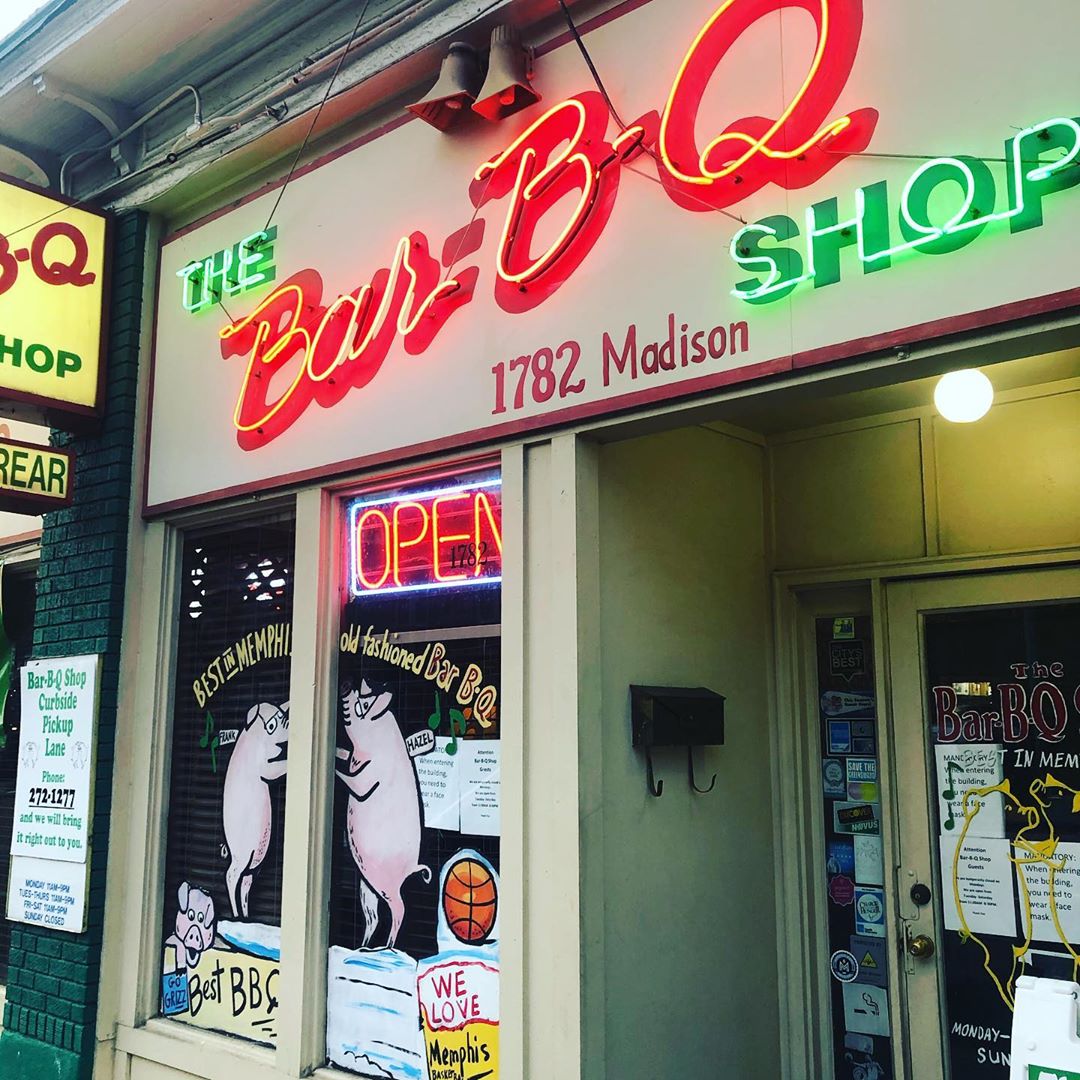 Outside of The Bar-B-Q Shop in Memphis. Photo by Instagram user @juliuswine