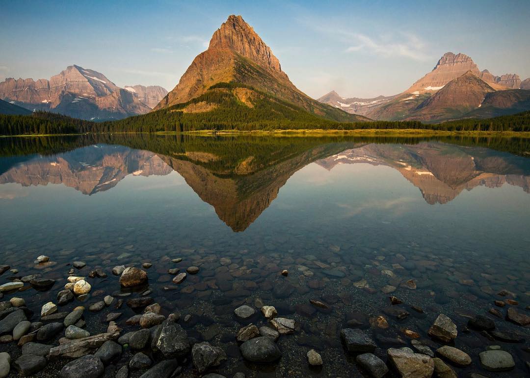 Lake and Mountains at Glacier National Park. Photo by Instagram user @nationalparkservice