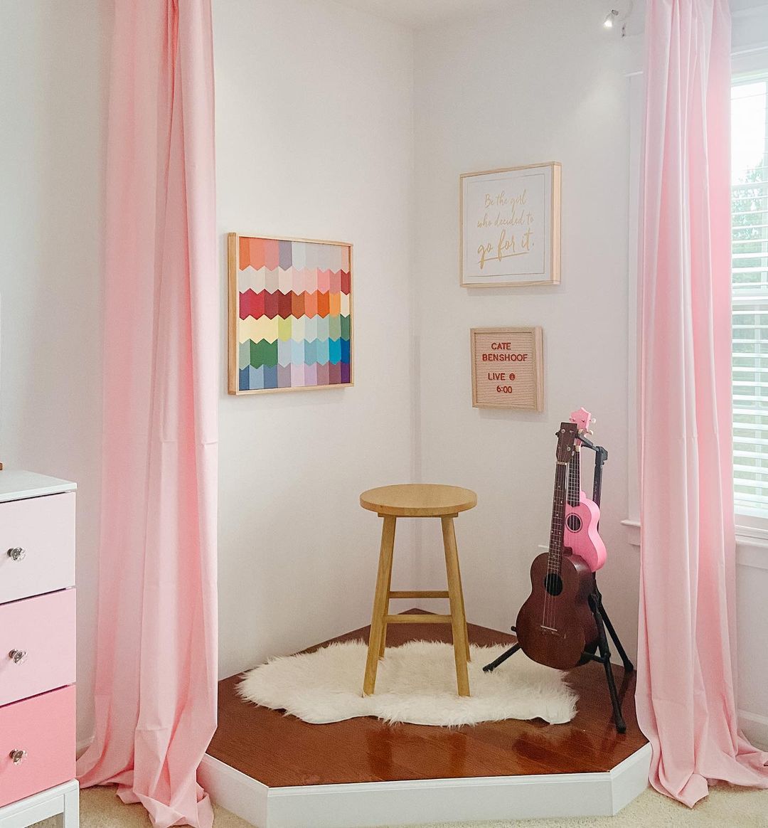 Stool and Guitar Area in a Small Stage Space of a Playroom. Photo by Instagram user @jenbenshoof