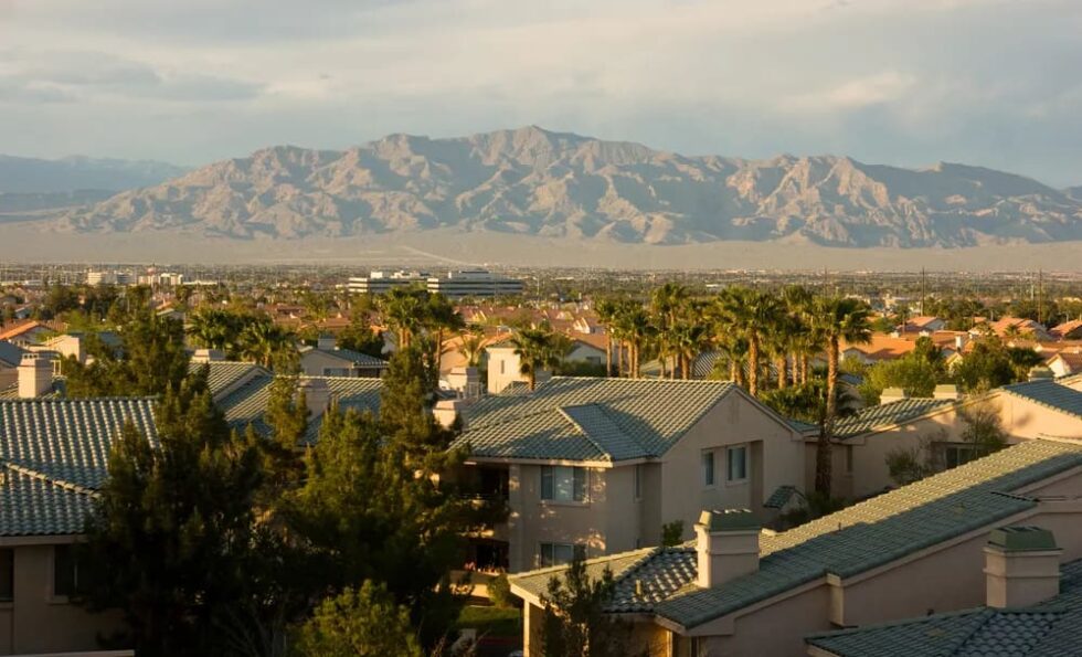 5 Safe, Affordable Neighborhoods in Las Vegas in 2024 Extra Space Storage