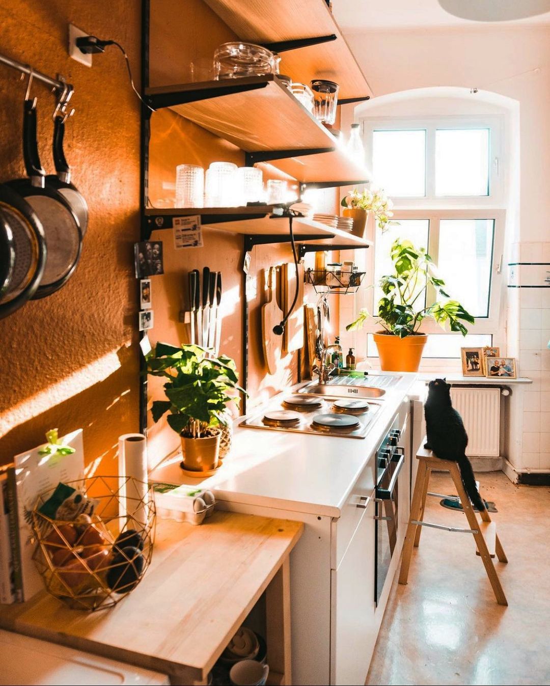 Small Kitchen with Lots of Vertical Storage. Photo by Instagram user @fridlaa