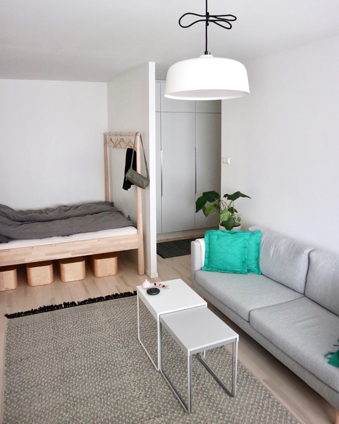Small Studio Apartment. Photo by Instagram user @kaksinyksiossa