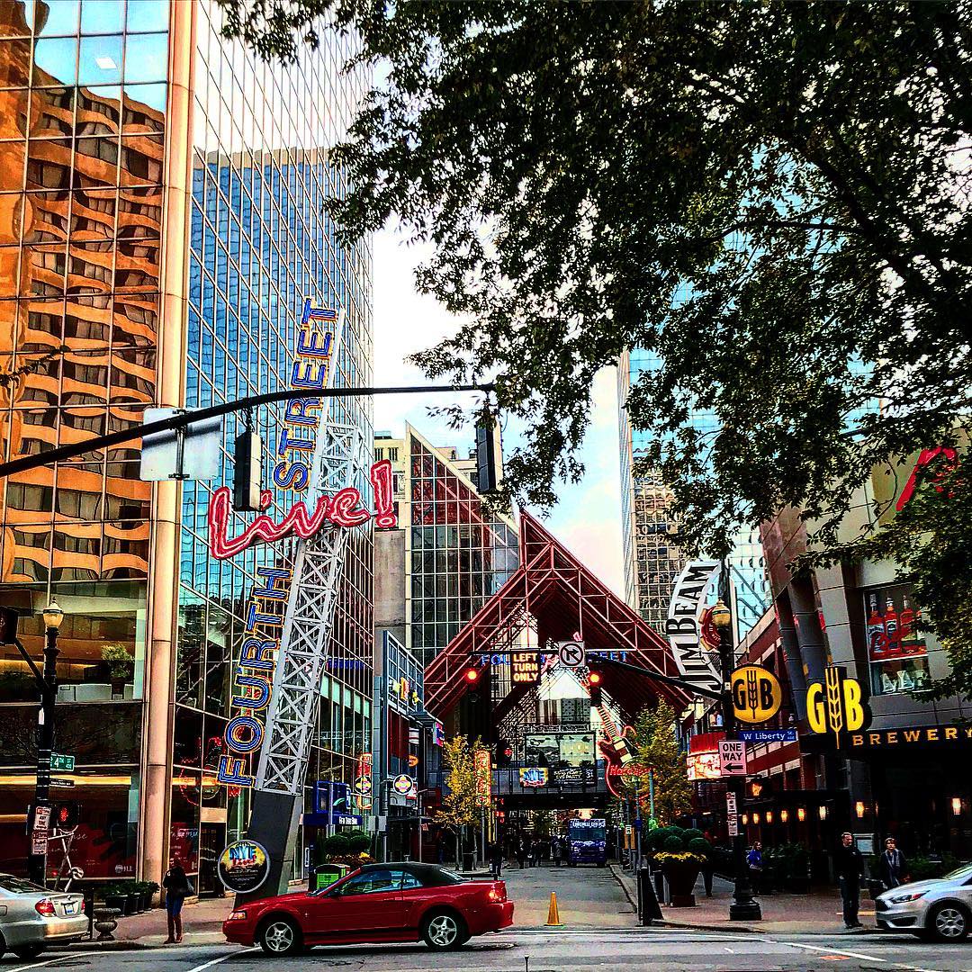 Across the street view of Fourth Street Live in Lousiville. Photo by Instagram user @gcoelove