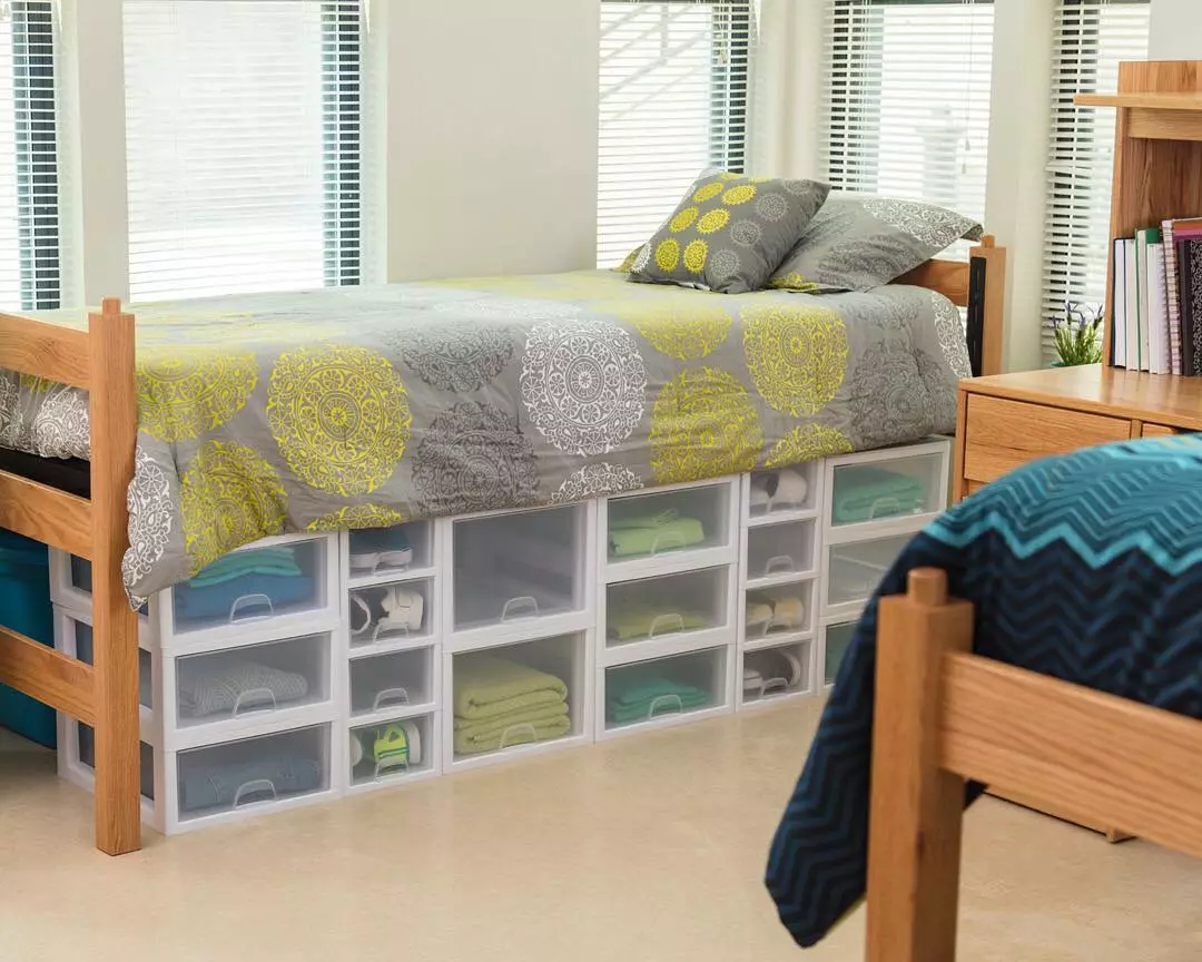 23 Under Bed Dorm Storage Ideas You Need In Your Dorm Room - My College  Savvy